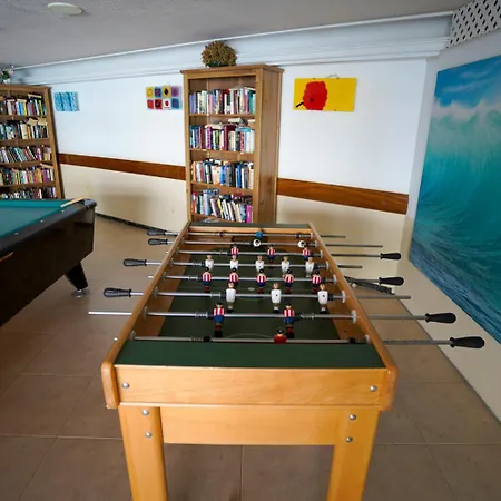 Stylish With Stunning Sea View. דירה מספאלומס